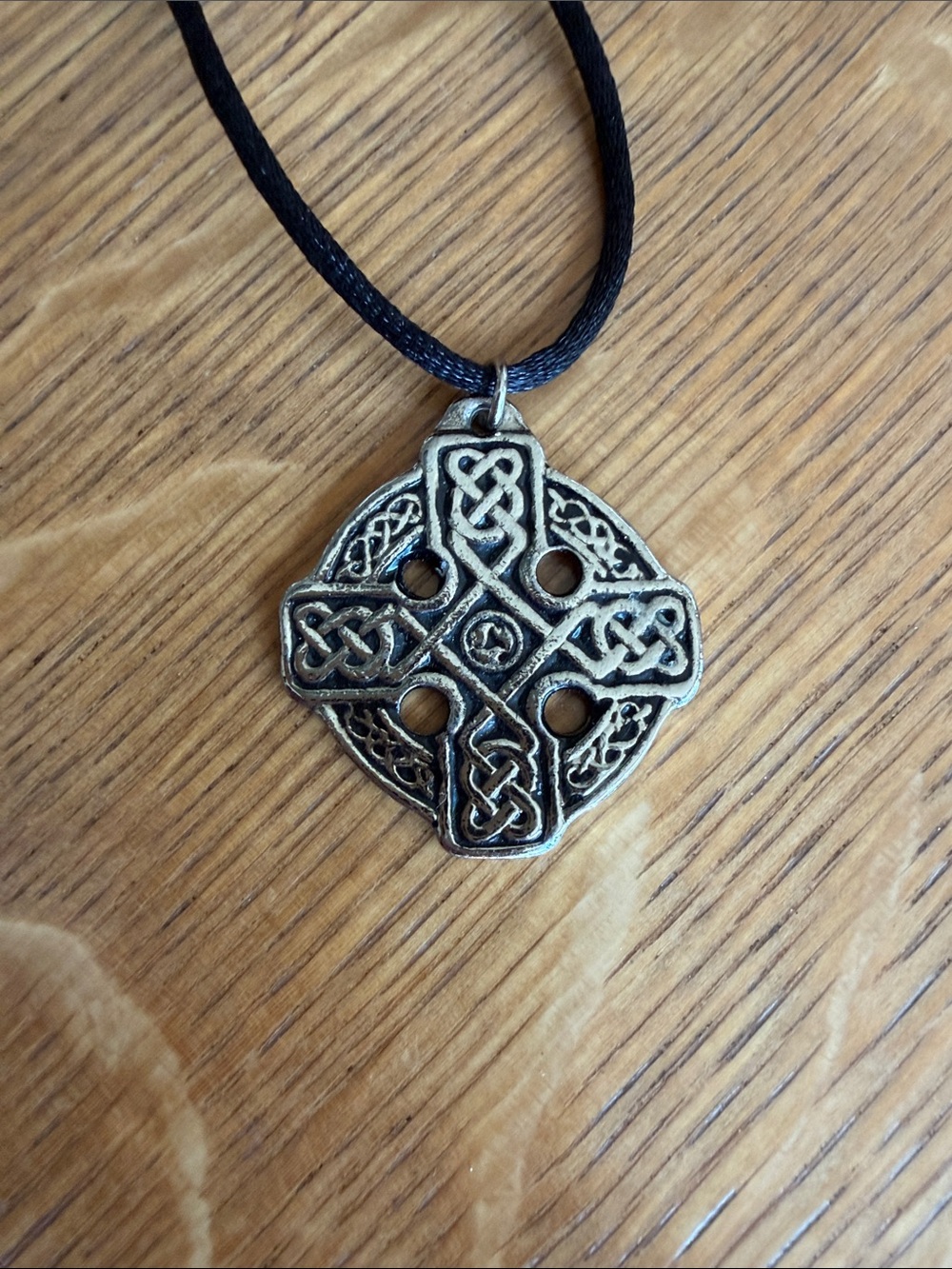 ✨ Vintage Silver Tone Double Sided Openwork Celtic Wheel Cross Pendant